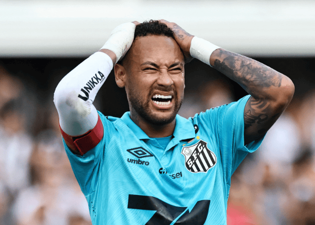 摊牌！内马尔突爆争议回应！大巴黎看笑话，球迷：难怪巴西不带他